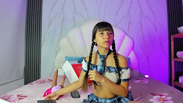 LiaJohnnson  online show from 26, 3, 2026