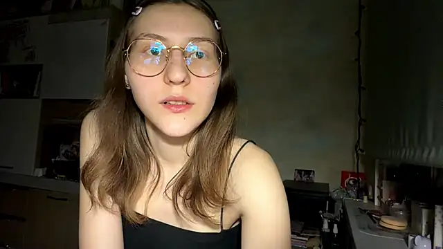 Miaaa Moon online show from 27, 3, 2026