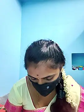 Snapshot of Tamil_Hot_Shana chatting on 19, 4, 2026 Tamil Hot Shana online show from 19, 4, 2026