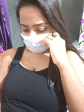 Snapshot of MidnightVibes_ chatting on 17, 2, 2026 MidnightVibes online show from 17, 2, 2026