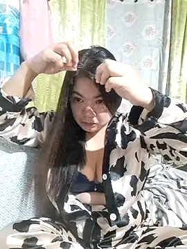 Zyramae 25 online show from 5, 2, 2026