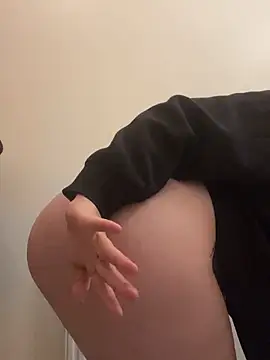 Snapshot of secretgirlll chatting on 22, 2, 2026 secretgirlll online show from 22, 2, 2026