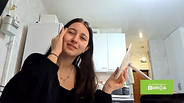 Snapshot of ZyntraLoom chatting on 16, 2, 2026 ZyntraLoom online show from 16, 2, 2026