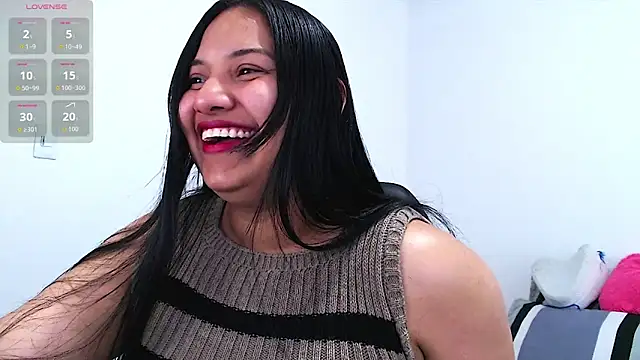 Snapshot of emily-rousee- chatting on 18, 2, 2026 emily-rousee- online show from 18, 2, 2026