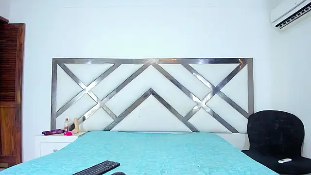 Snapshot of Nico_Hillx chatting on 5, 2, 2026 Nico Hillx online show from 5, 2, 2026