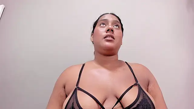 Snapshot of Nico_Hillx chatting on 2, 5, 2026 Nico Hillx online show from 2, 5, 2026