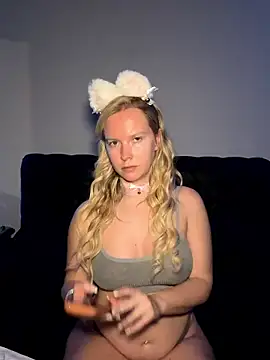 Snapshot of Ellie-rosee chatting on 22, 2, 2026 Ellie-rosee online show from 22, 2, 2026