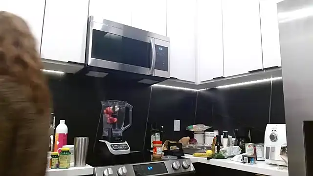 HazelSkyesChat online show from 23, 3, 2026