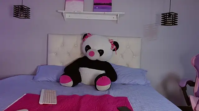 VelvetRosss online show from 25, 2, 2026