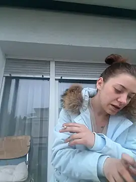 Snapshot of SofieKayla chatting on 12, 4, 2026 SofieKayla online show from 12, 4, 2026