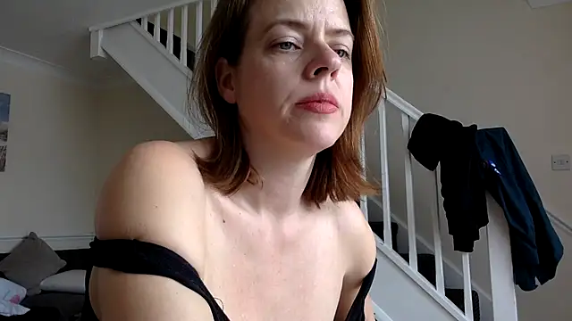 Snapshot of ElizabethArden42- chatting on 16, 3, 2026 ElizabethArden42- online show from 16, 3, 2026