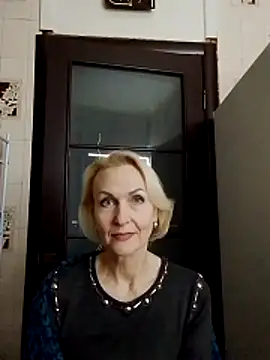 MichelleSolis online show from 10, 2, 2026