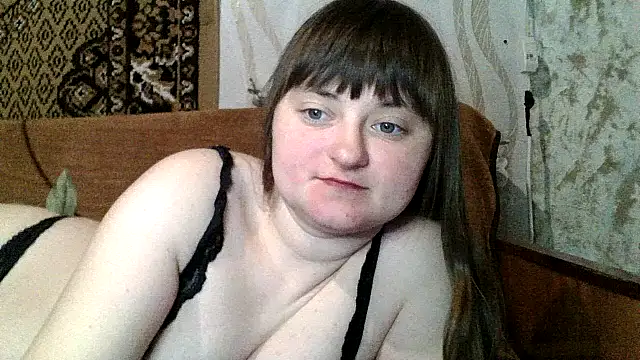 Snapshot of LuckyLust15 chatting on 2, 3, 2026 LuckyLust15 online show from 2, 3, 2026