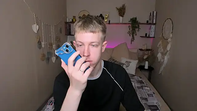 Snapshot of Dylan_Norton chatting on 22, 6, 2026 Dylan Norton online show from 22, 6, 2026
