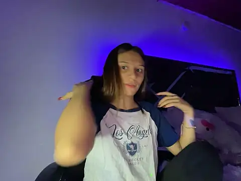 Snapshot of alison_parkerr26 chatting on 7, 2, 2026 alison parkerr26 online show from 7, 2, 2026