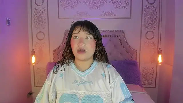 Honny Blaice  online show from 11, 4, 2026