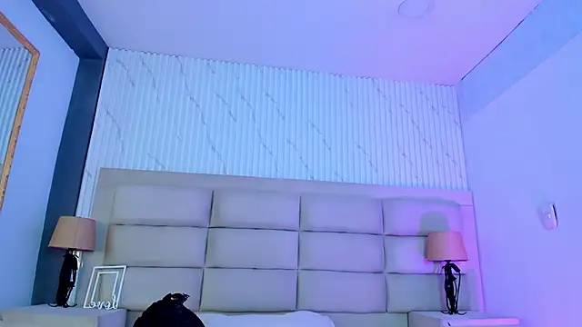 CarolineFyre online show from 24, 3, 2026