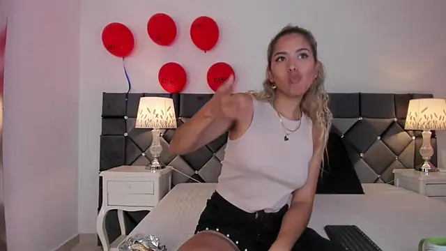 Snapshot of _Giorgiina_ chatting on 19, 2, 2026 Giorgiina online show from 19, 2, 2026