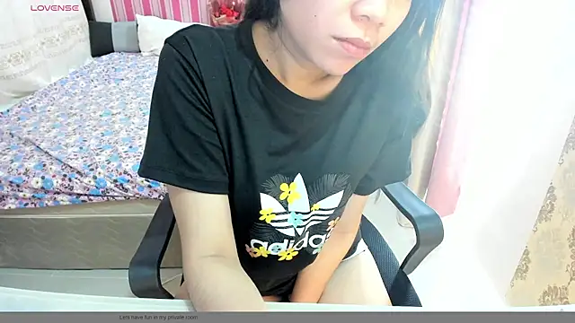 Snapshot of HornyAsianXxX chatting on 11, 4, 2026 HornyAsianXxX online show from 11, 4, 2026