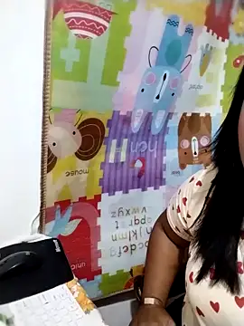 Snapshot of biggbooty15 chatting on 18, 2, 2026 biggbooty15 online show from 18, 2, 2026