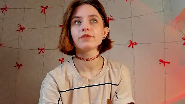 VelvetCaress online show from 22, 2, 2026