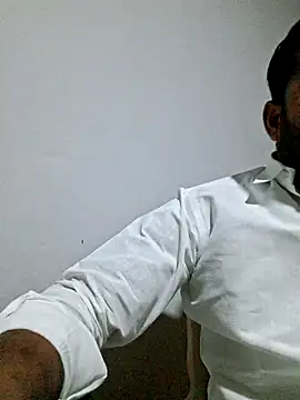 hot---boy1 online show from 14, 2, 2026