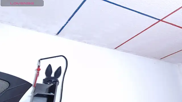 Snapshot of Girl_Bondage chatting on 6, 4, 2026 Girl Bondage online show from 6, 4, 2026