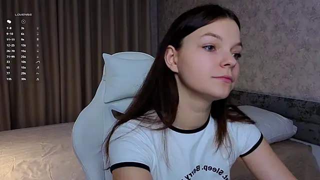 Snapshot of ElizaPizza chatting on 9, 5, 2026 ElizaPizza online show from 9, 5, 2026