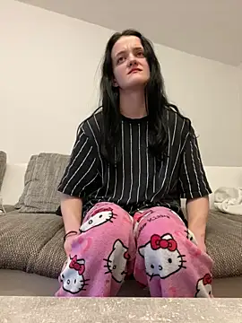 Snapshot of LeonieClaire chatting on 18, 2, 2026 LeonieClaire online show from 18, 2, 2026