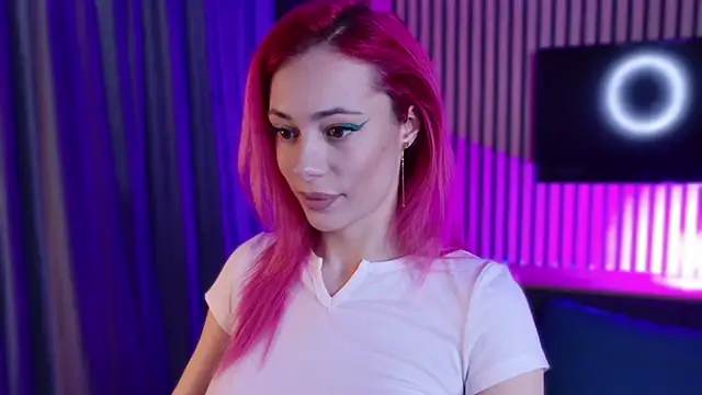 Snapshot of KaylieRosse chatting on 2, 3, 2026 KaylieRosse online show from 2, 3, 2026