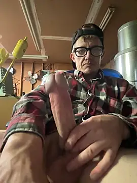 Daddybigdick123123 online show from 28, 4, 2026