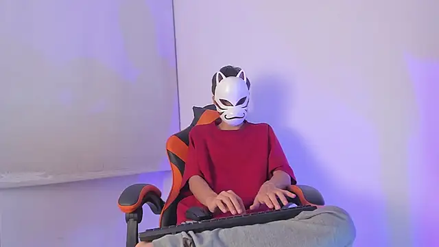 Senpai Lover  online show from 10, 2, 2026