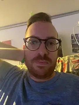Snapshot of io1Elian chatting on 30, 5, 2026 io1Elian online show from 30, 5, 2026