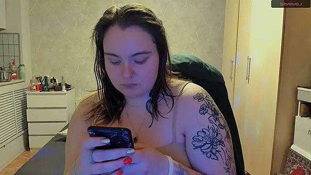 Snapshot of katya_idinax chatting on 6, 3, 2026 katya idinax online show from 6, 3, 2026