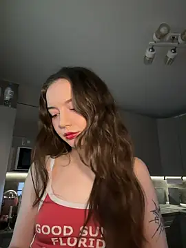 Snapshot of RollDollsi chatting on 9, 4, 2026 RollDollsi online show from 9, 4, 2026