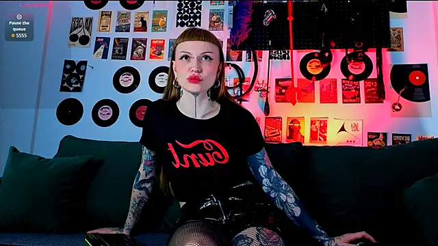 Snapshot of SugarSoot chatting on 1, 5, 2026 SugarSoot online show from 1, 5, 2026