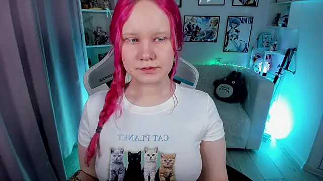 AnnieVibe online show from 5, 6, 2026