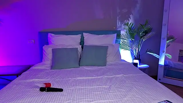 Candyyy     online show from 16, 4, 2026