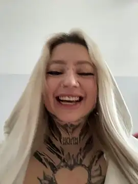 Snapshot of Chiibi chatting on 1, 3, 2026 Chiibi online show from 1, 3, 2026