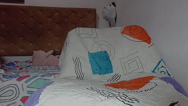 Snapshot of zoecyrus1 chatting on 11, 4, 2026 zoecyrus1 online show from 11, 4, 2026