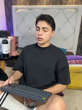 Samu Hott online show from 18, 2, 2026