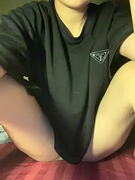 Luna Babyyy online show from 9, 4, 2026