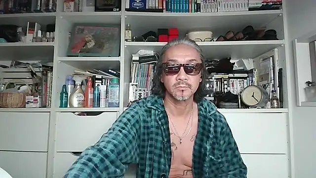 Snapshot of MtaS1 chatting on 18, 4, 2026 MtaS1 online show from 18, 4, 2026