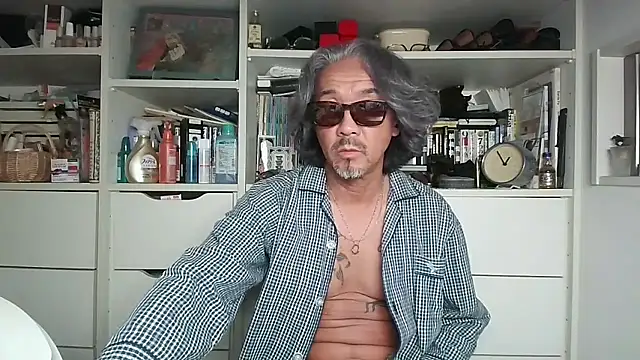 Snapshot of MtaS1 chatting on 23, 5, 2026 MtaS1 online show from 23, 5, 2026