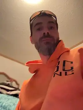 Snapshot of tommattsonn chatting on 23, 5, 2026 tommattsonn online show from 23, 5, 2026