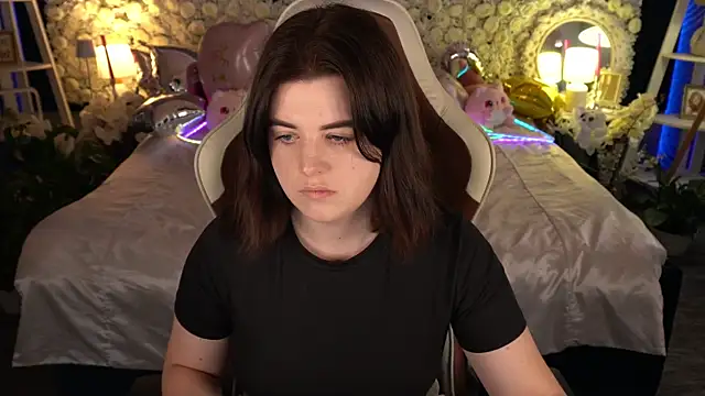 KristiFoxy online show from 3, 6, 2026