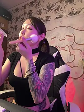 Snapshot of YukiiTYAN chatting on 12, 2, 2026 YukiiTYAN online show from 12, 2, 2026