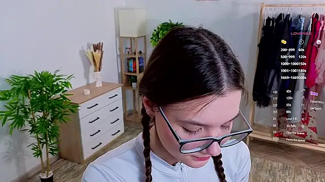 MirthaZien online show from 13, 4, 2026