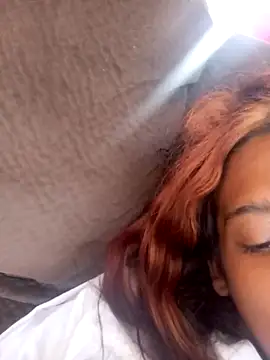 loveofpetitegirls34 online show from 26, 3, 2026