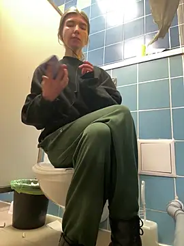 Snapshot of Bubble_Chloe chatting on 24, 2, 2026 Bubble Chloe online show from 24, 2, 2026